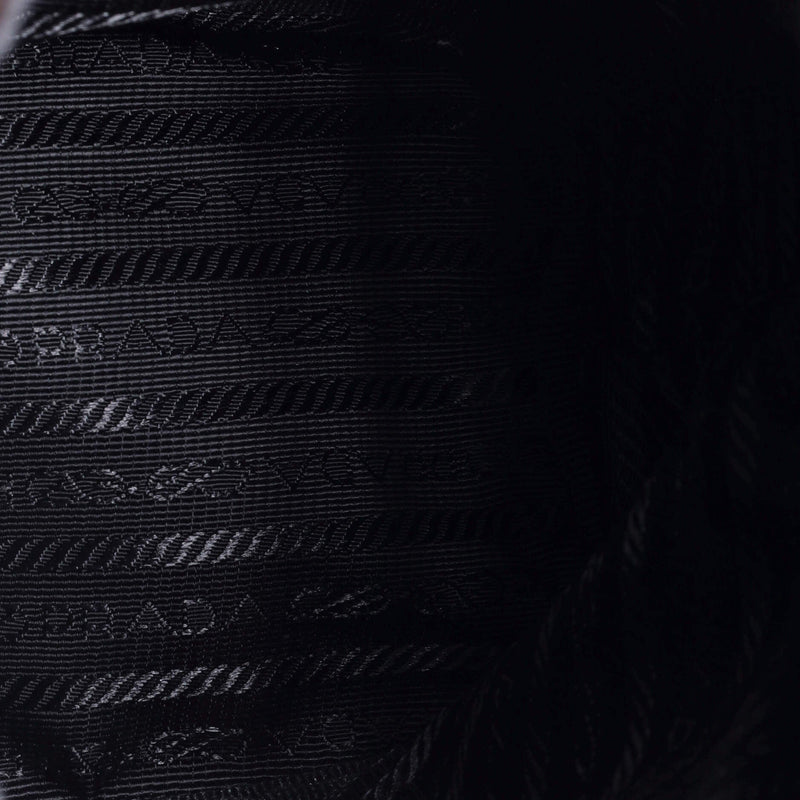 Drawstring Wristlet Bucket Bag Tessuto