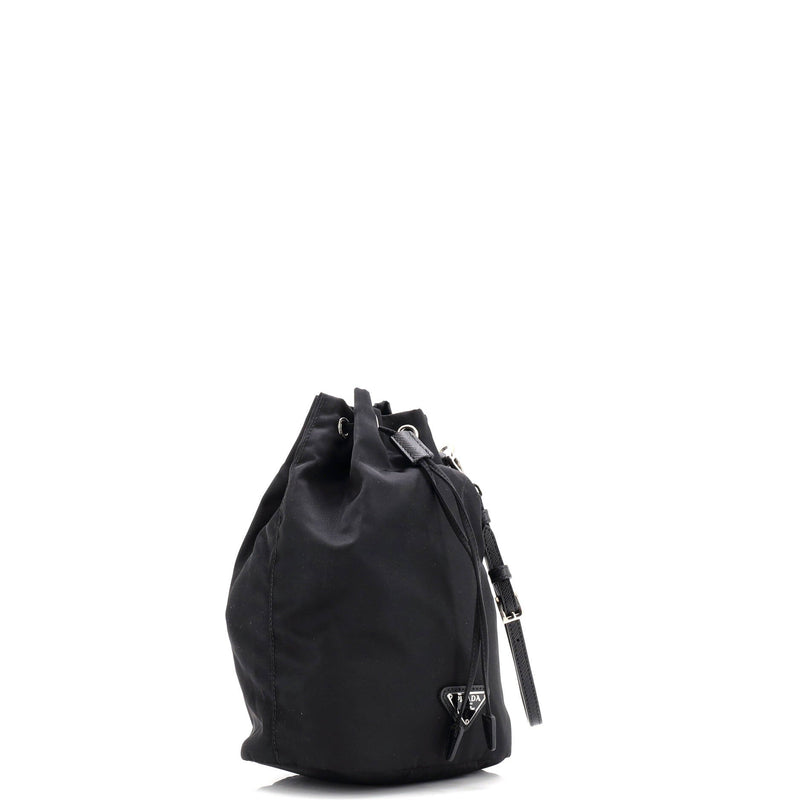 Drawstring Wristlet Bucket Bag Tessuto