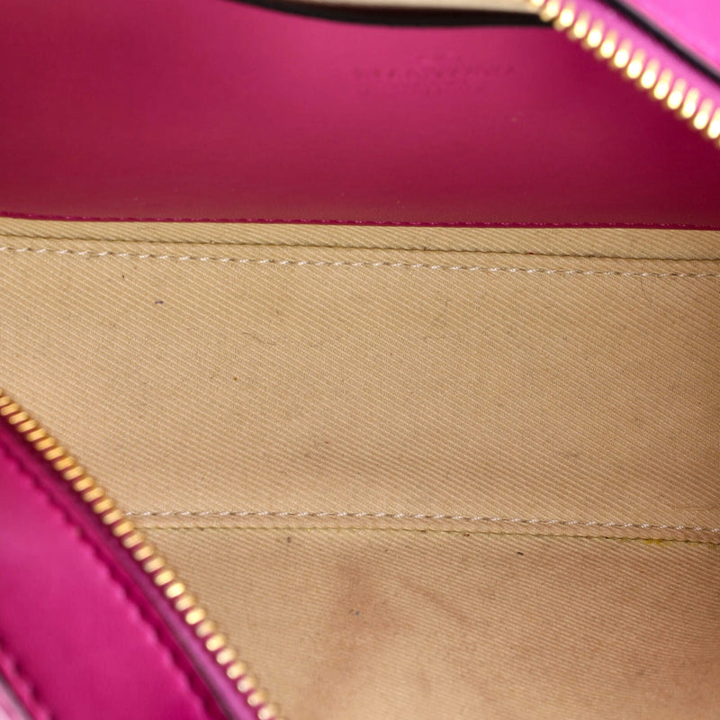 Vlogo Walk Crossbody Bag Leather