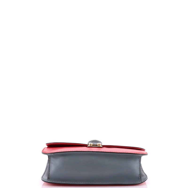 Glam Lock Shoulder Bag Leather Medium