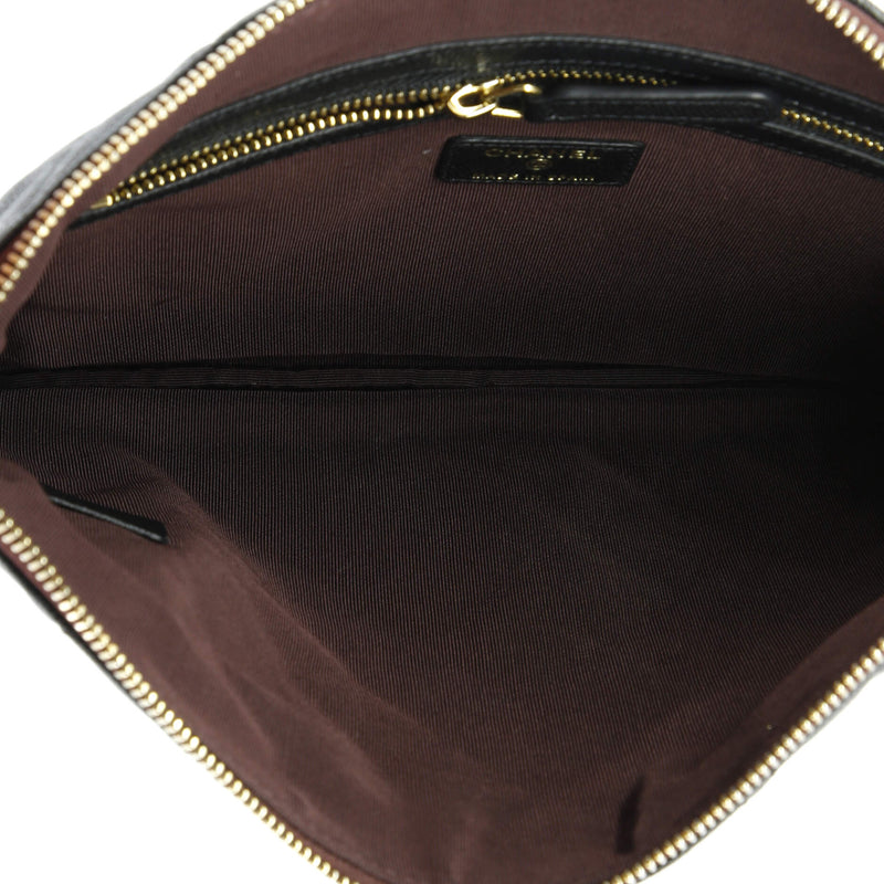 O Case Clutch Quilted Caviar Medium