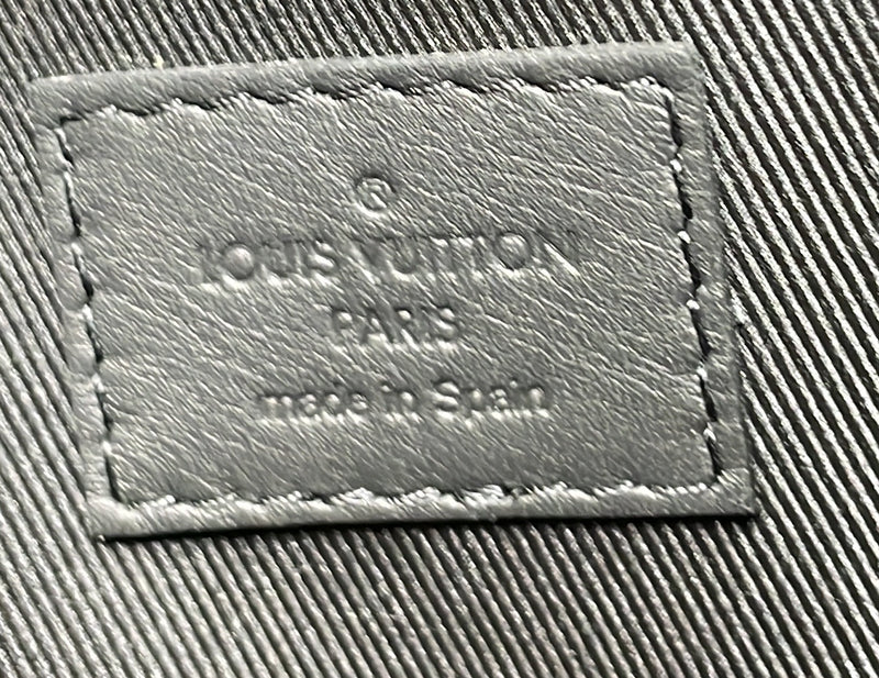 Pochette To Go Damier Infini Leather