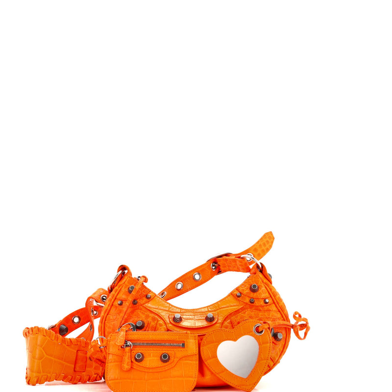 Le Cagole Giant Studs Shoulder Bag