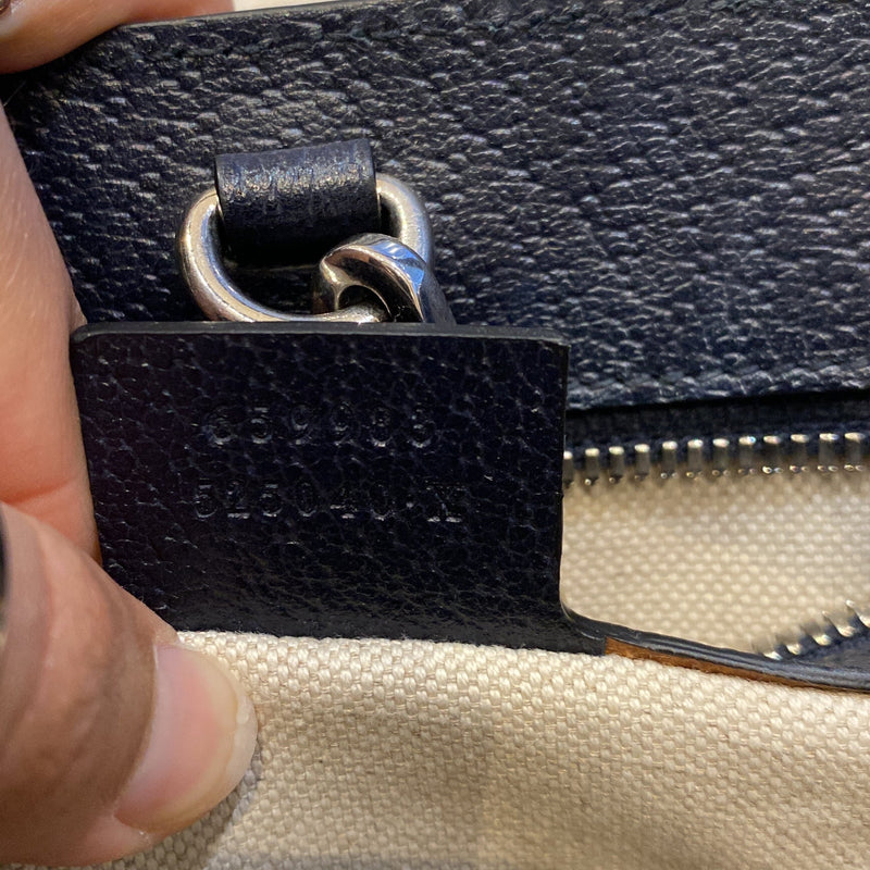 Structured Top Handle Open Tote Gg