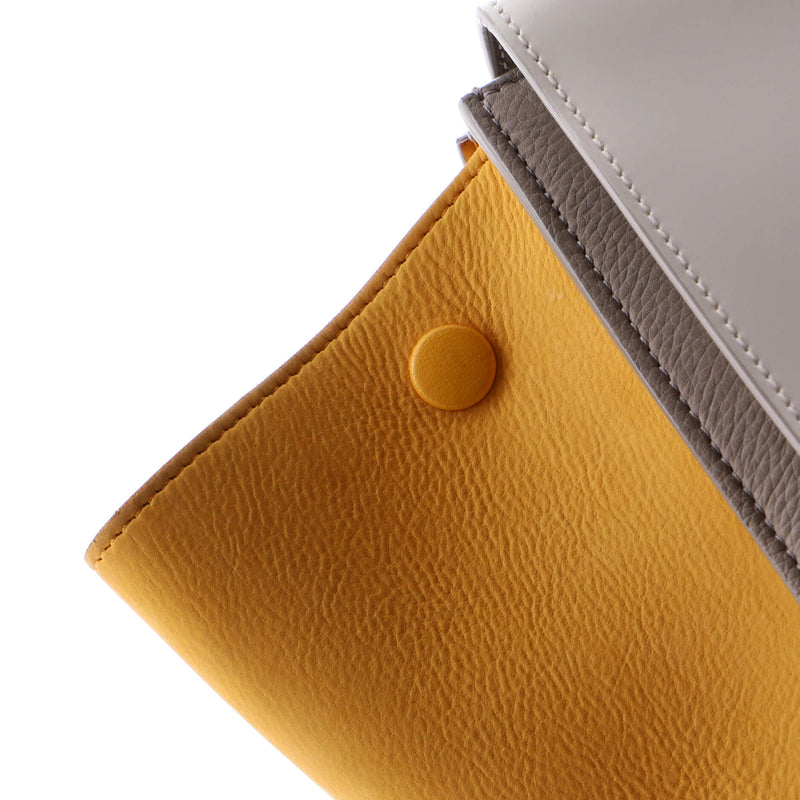 Trapeze Bag Leather With Patent Small