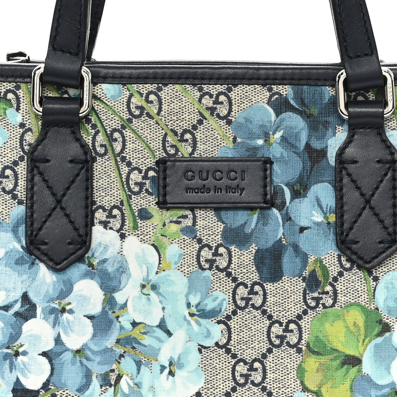 Gucci Gg Supreme Blooms Small Zippered