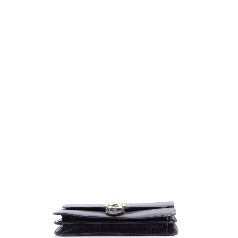 Interlocking Shoulder Bag Leather Medium
