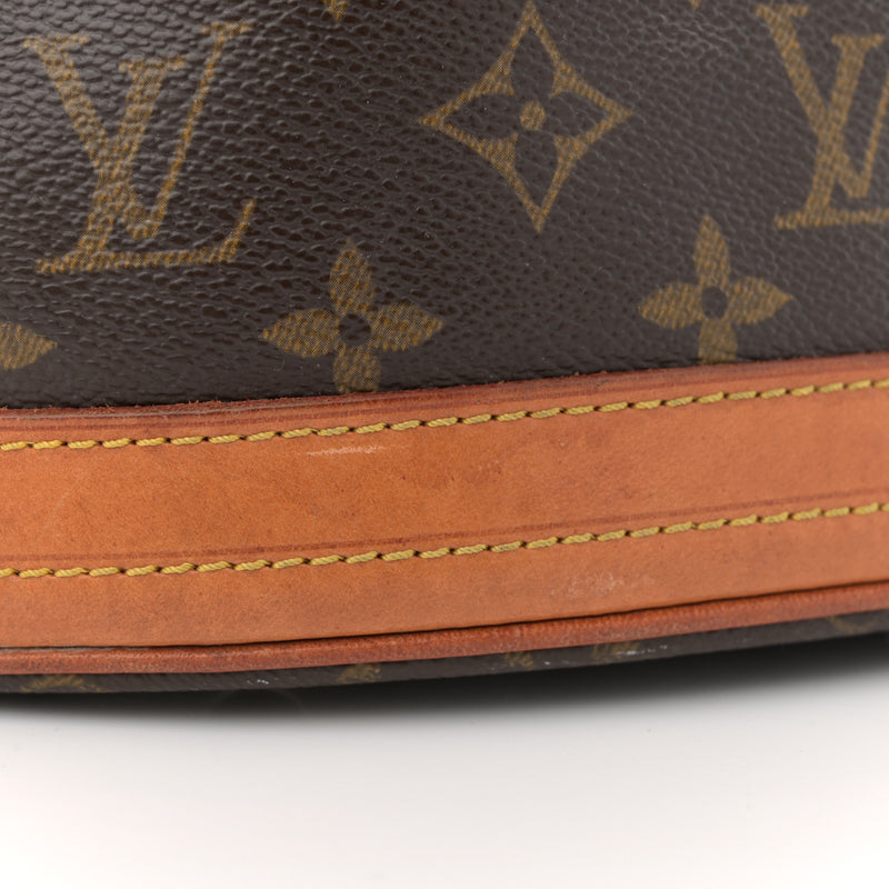 Louis Vuitton Petit Bucket 23