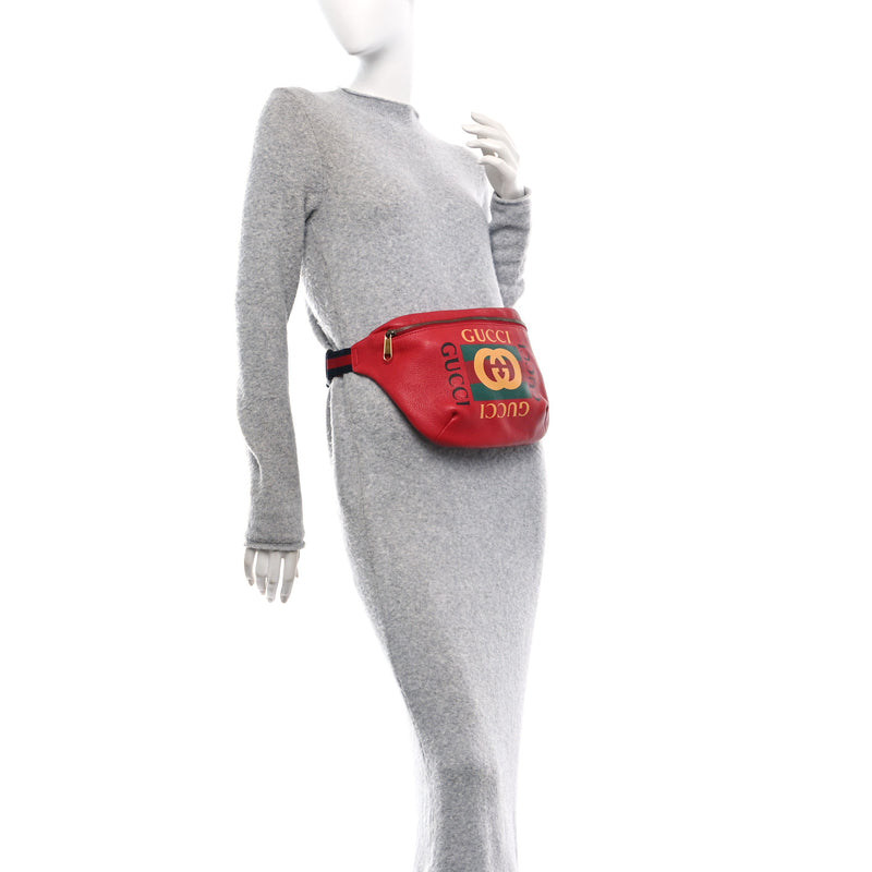 Gucci Grained Calfskin Logo Belt Bag