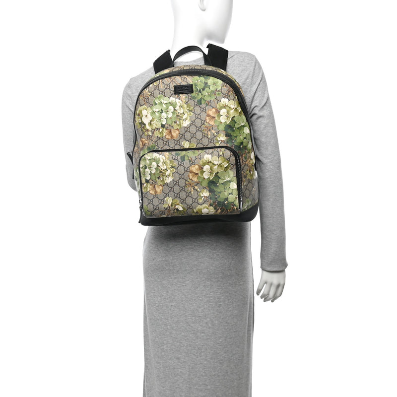 Gucci Gg Supreme Blooms Medium Day
