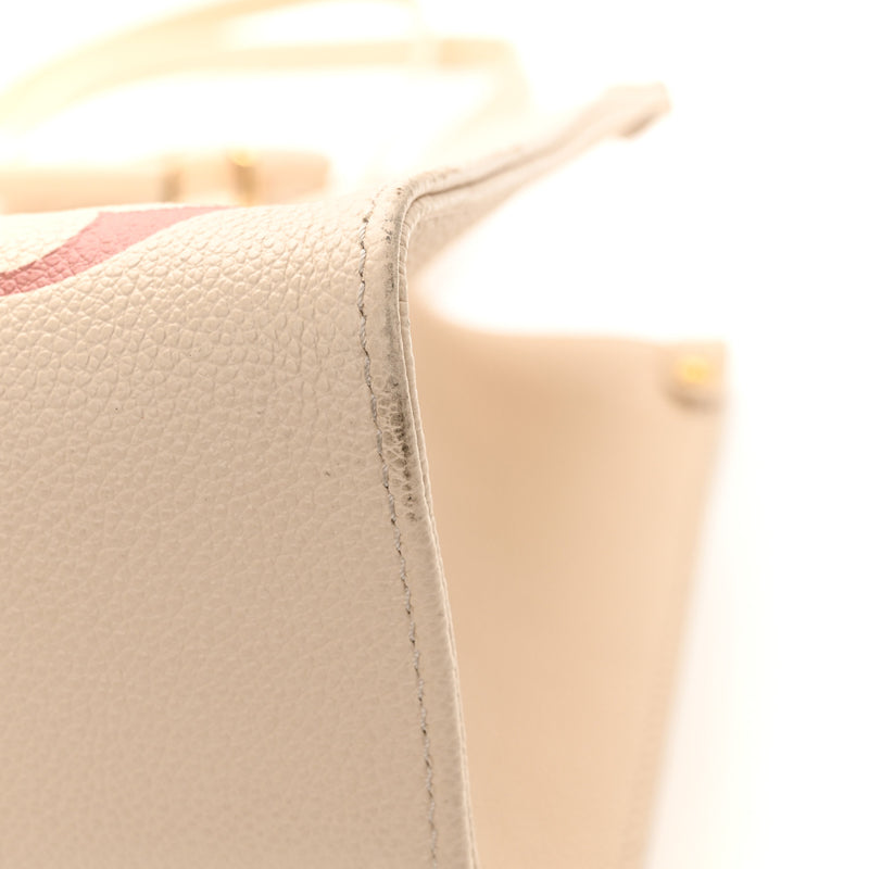 Louis Vuitton Empreinte Giant Onthego Mm