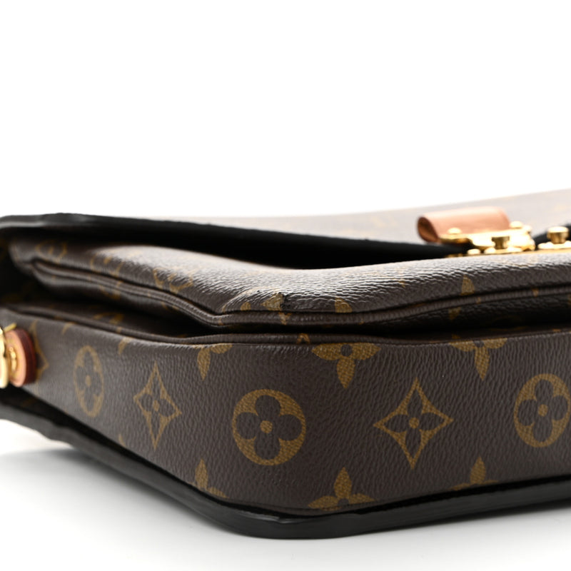 Louis Vuitton Pochette Metis