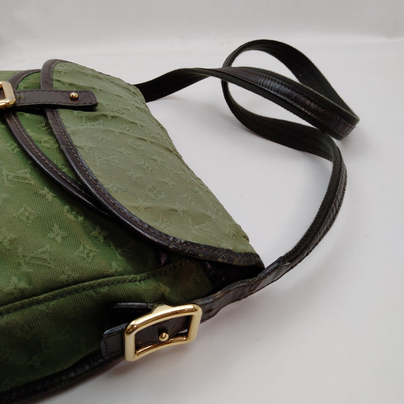 Louis Vuitton Lv Shoulder Bag Belanger