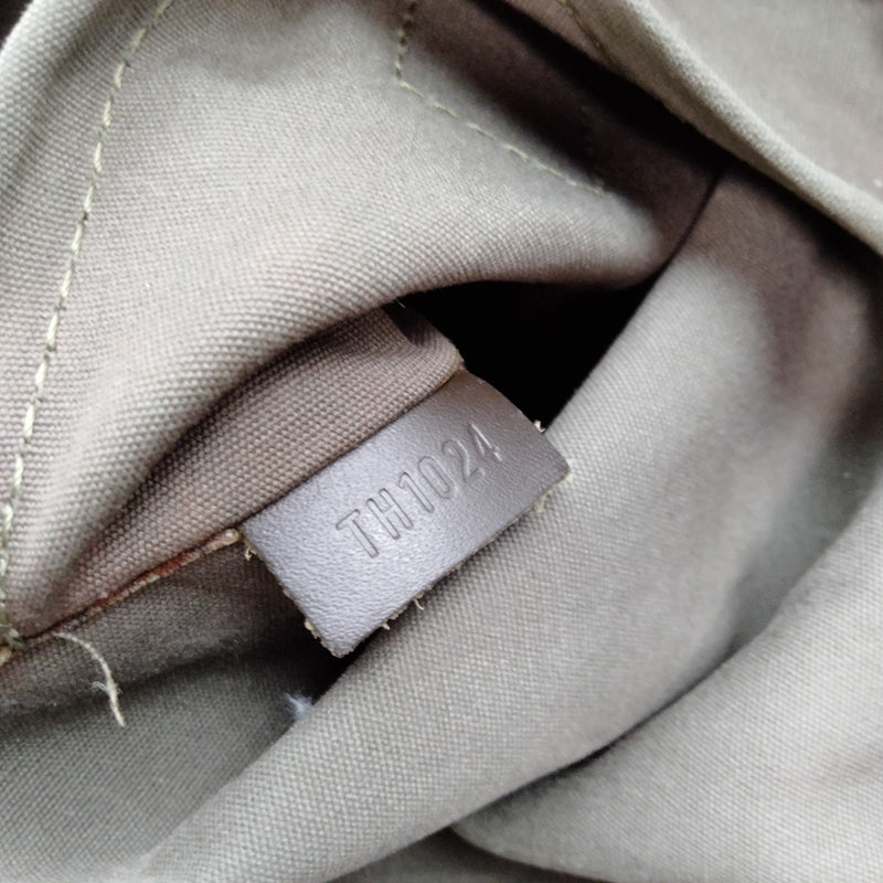 Louis Vuitton Lv Shoulder Bag Belanger