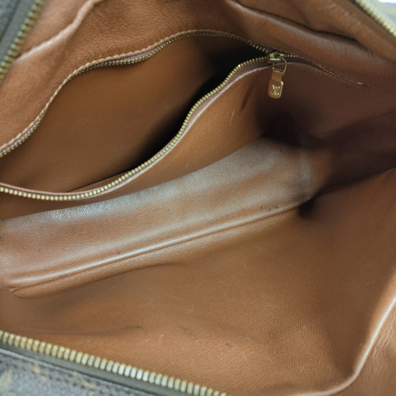 Louis Vuitton Lv Crossbody Bag Nilegm