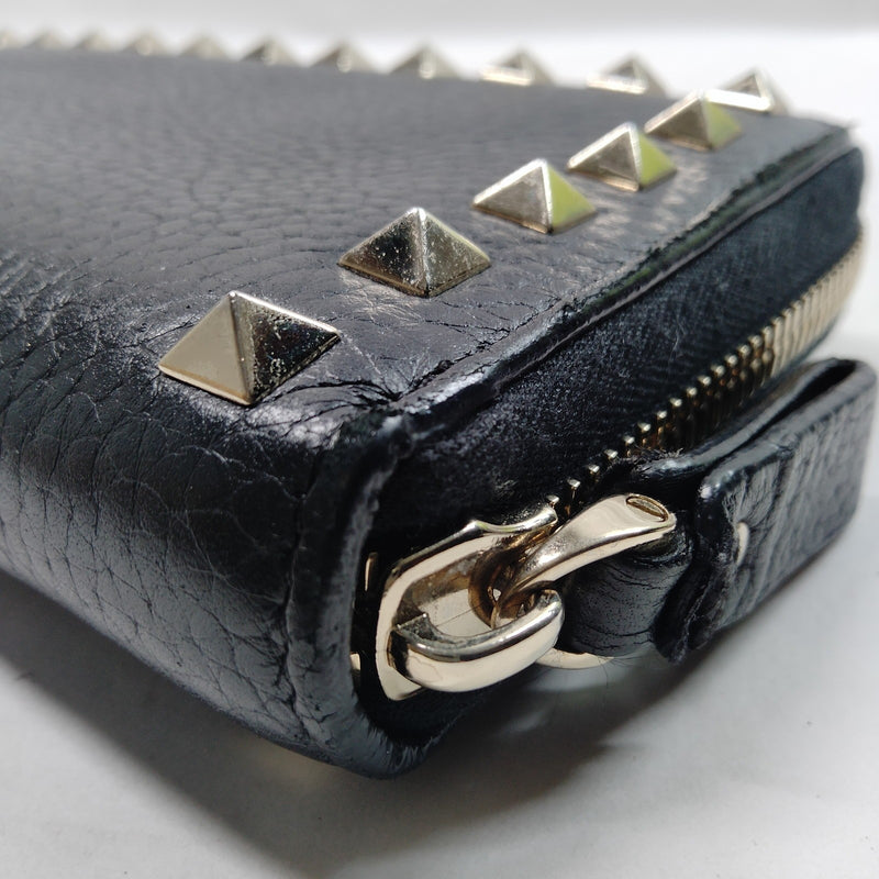 Valentino Garavani Long Wallet Black