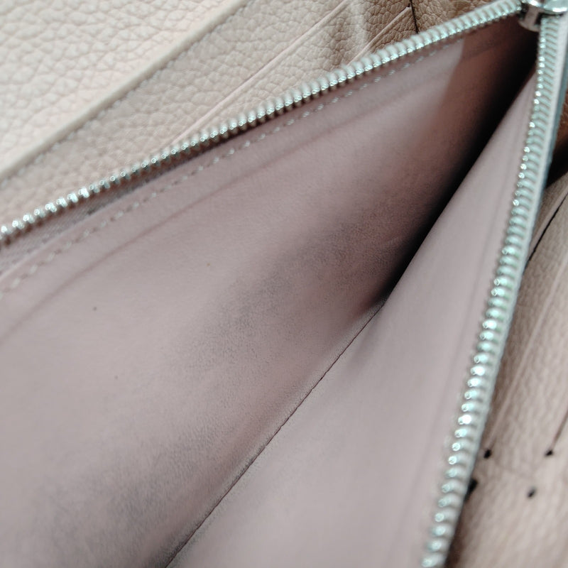 Louis Vuitton Lv Long Wallet Pink Mahina