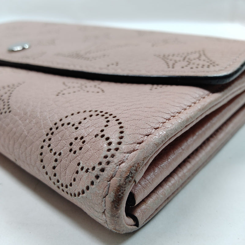 Louis Vuitton Lv Long Wallet Pink Mahina