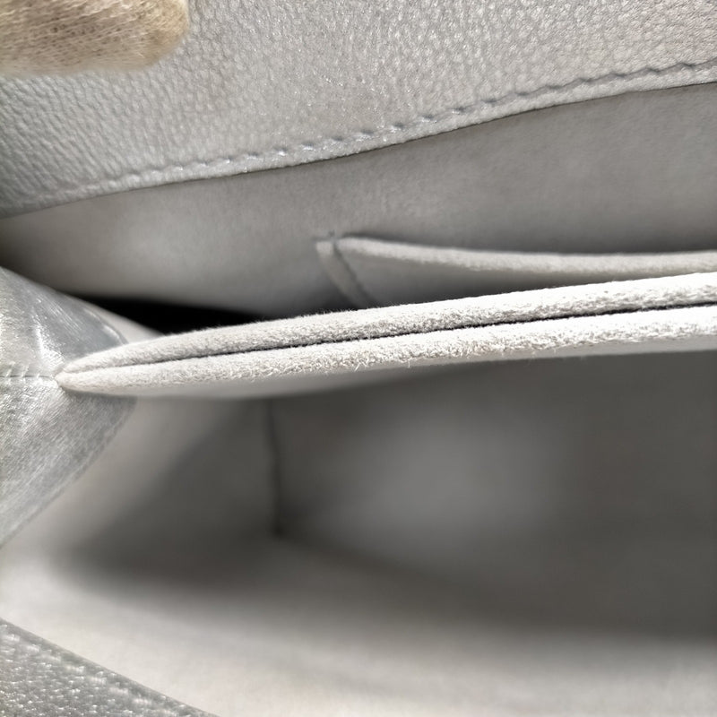 Louis Vuitton Lv Shoulder Bag Silver