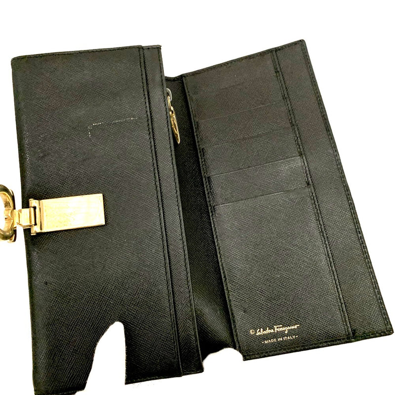 Salvatore Ferragamo Gancini Clip Leather