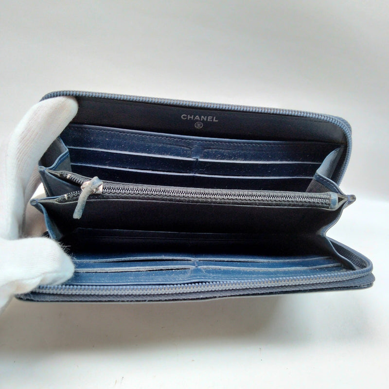 Chanel Long Wallet Navy Blue Caviarskin