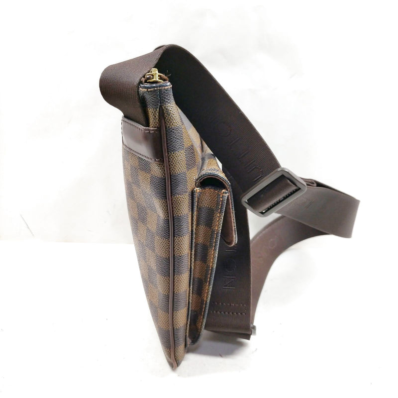 Louis Vuitton Lv Shoulder Bag Pochette