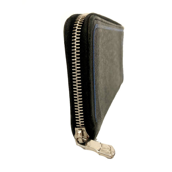 Louis Vuitton Taiga Vertical Leather