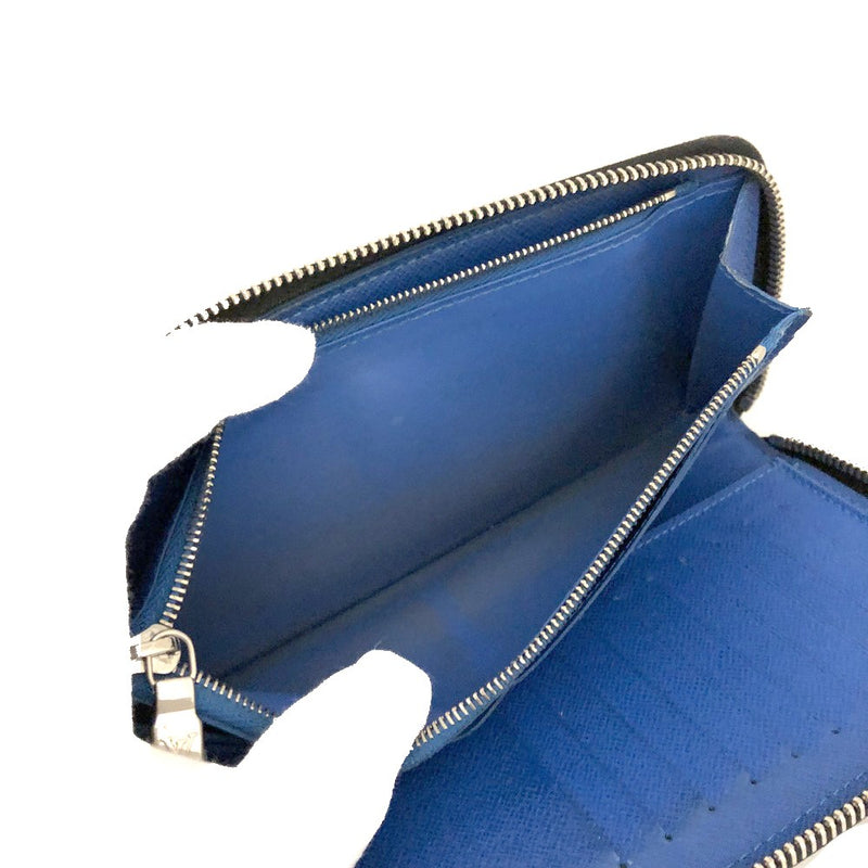 Louis Vuitton Taiga Vertical Leather
