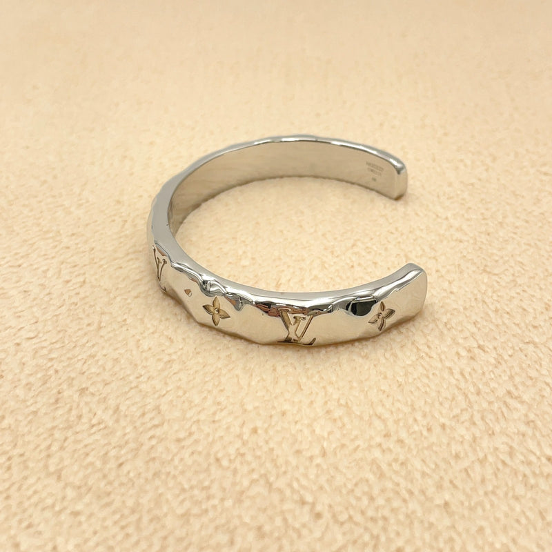 Louis Vuitton Cuff Bangle Sv M Size