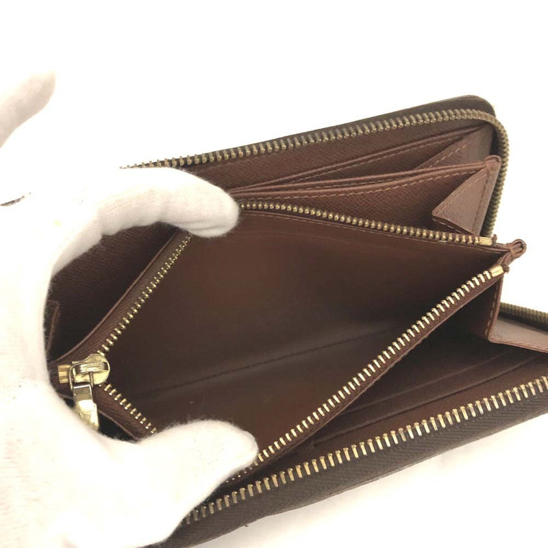 Louis Vuitton Zippy Zip Around Long