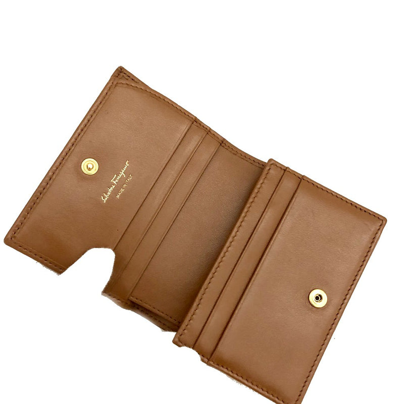 Salvatore Ferragamo Gancini Logo Square