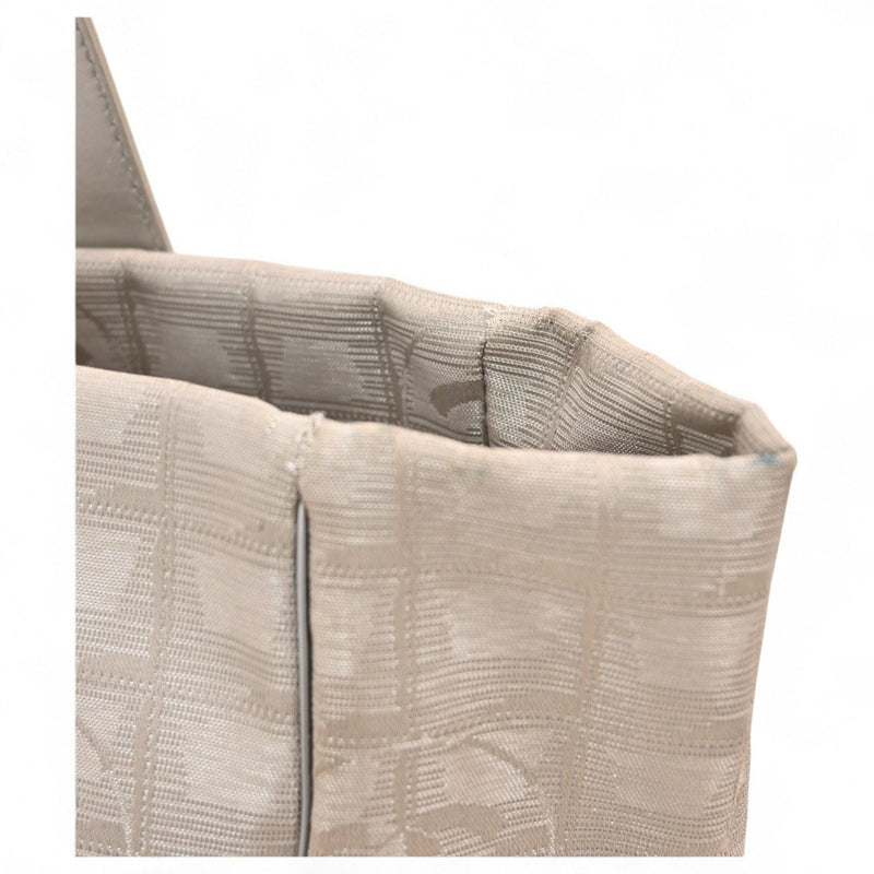 Travel Line Tote Nylon Medium