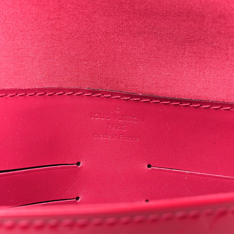 Louis Vuitton Vernis Ana Clutch Rose