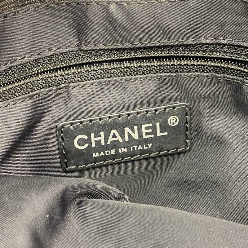 Travel Line Tote Nylon Medium