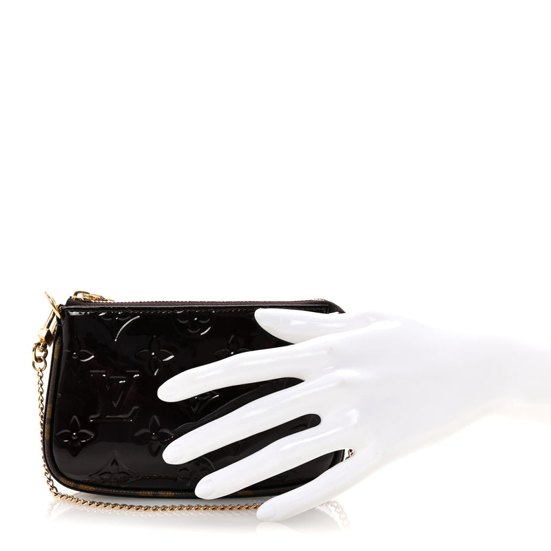 Louis Vuitton Vernis Mini Pochette