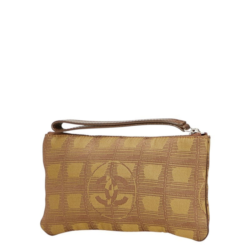 Travel Line Wallet On Chain Quilted