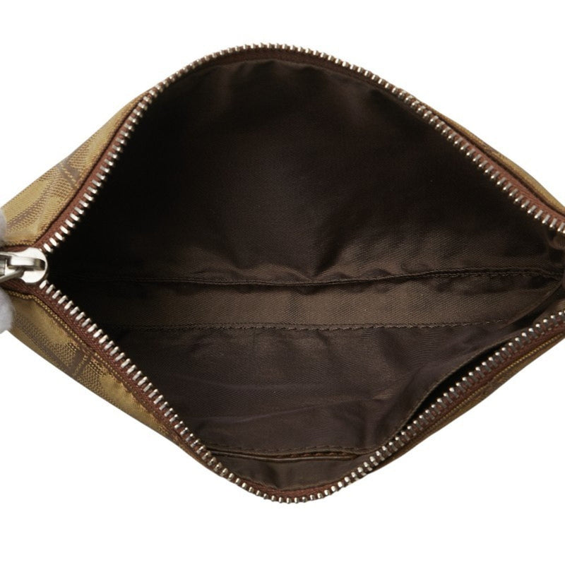Travel Line Wallet On Chain Quilted