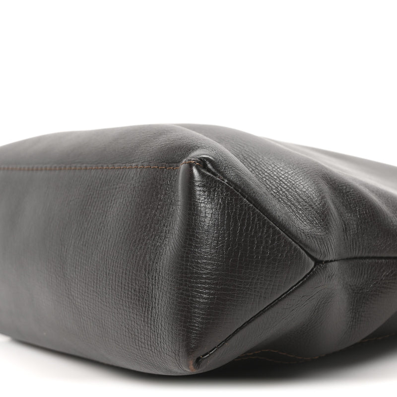 Louis Vuitton Utah Pochette Shawnee Cafe
