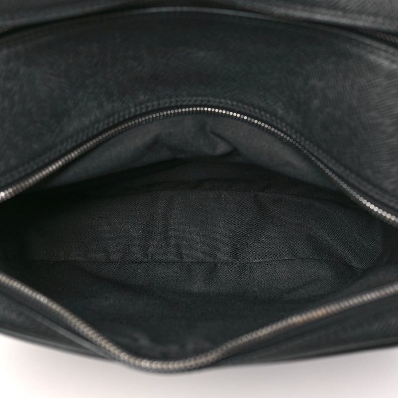 Louis Vuitton Taiga Reporter Messenger