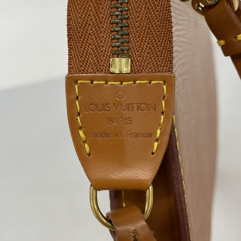 Pochette Accessoires Epi Leather