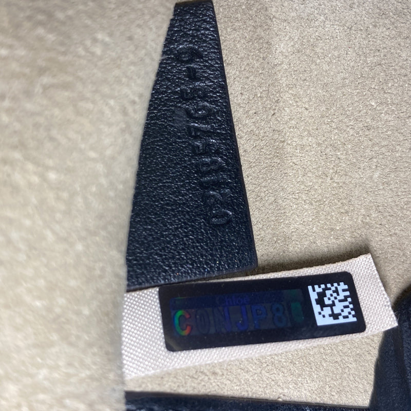 Nile Crossbody Bag Leather Medium