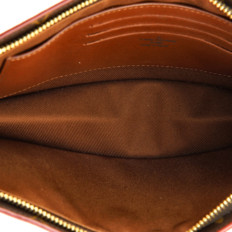 Legacy Chain Clutch Canvas