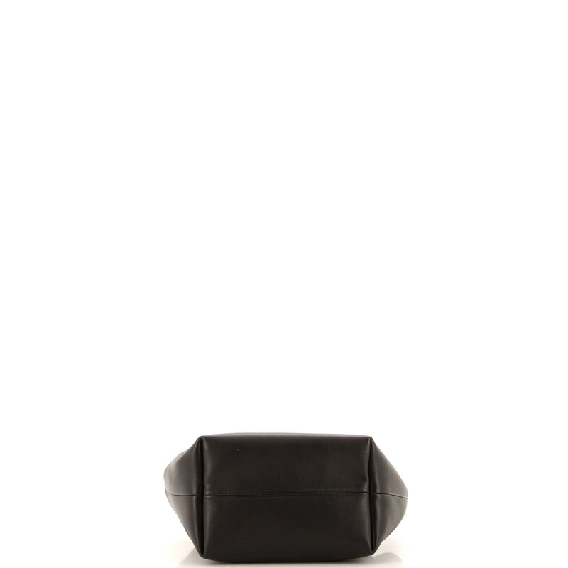 Carry Secrets Tote Leather Small