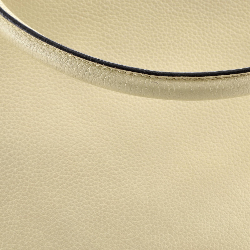 Trapeze Bag Leather Medium