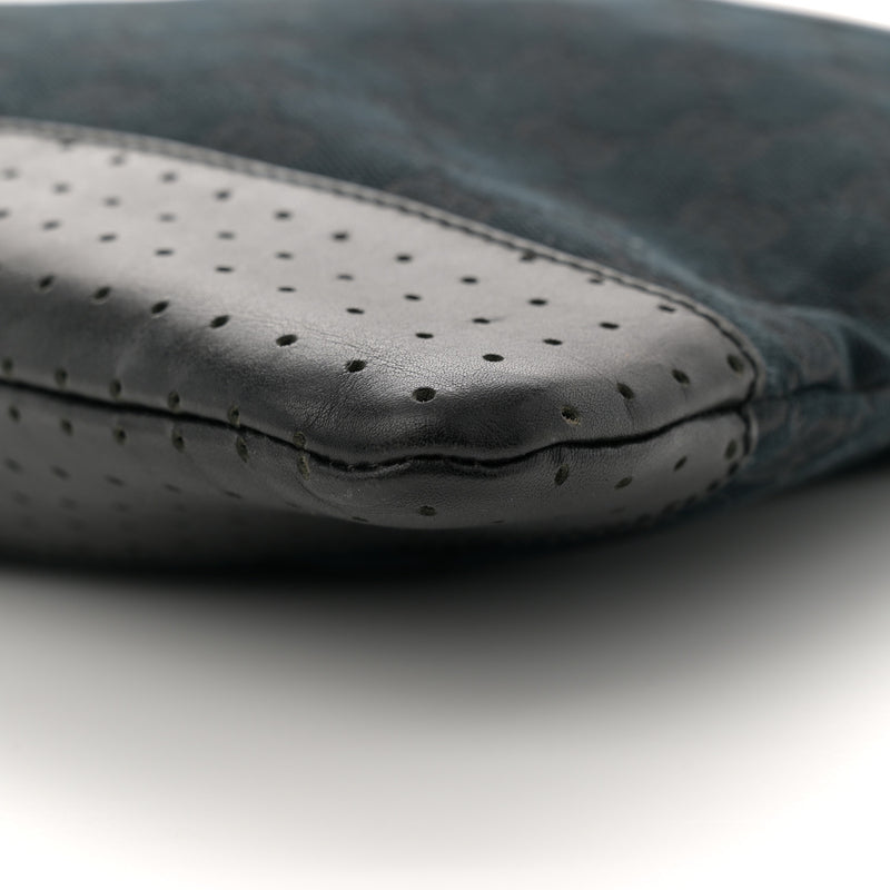 Gucci Calfskin Perforated Medium Flat
