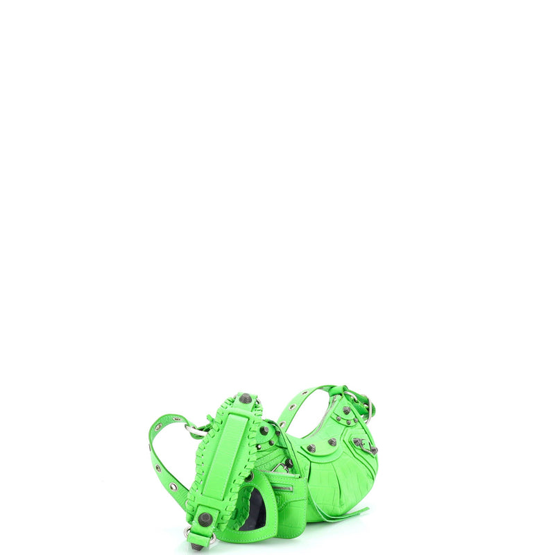 Le Cagole Giant Studs Shoulder Bag