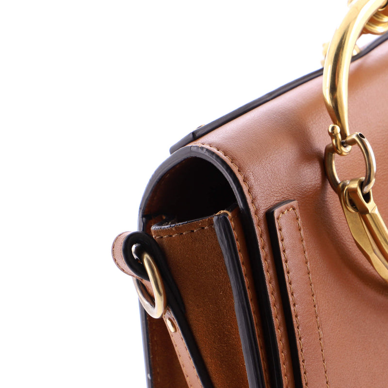 Nile Crossbody Bag Leather Medium
