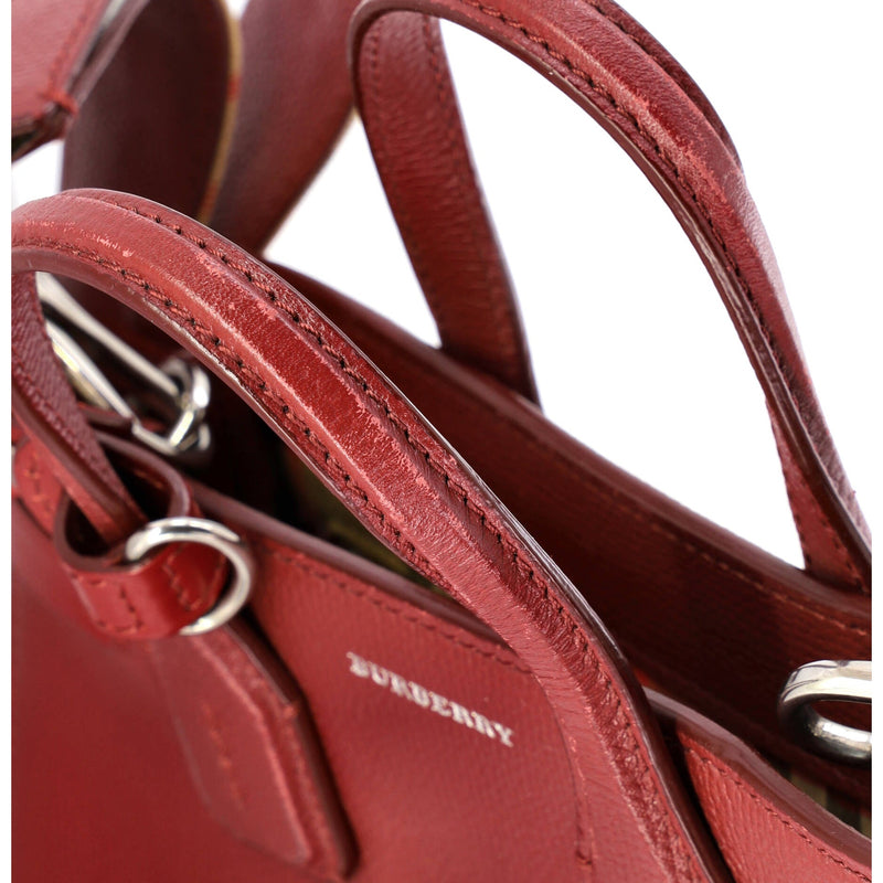 Banner Nm Tote Leather With House Check