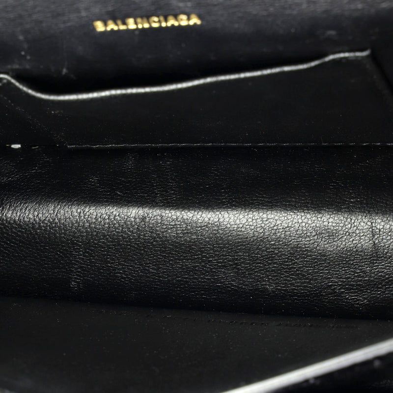 Sharp Top Handle Bag Crocodile Embossed