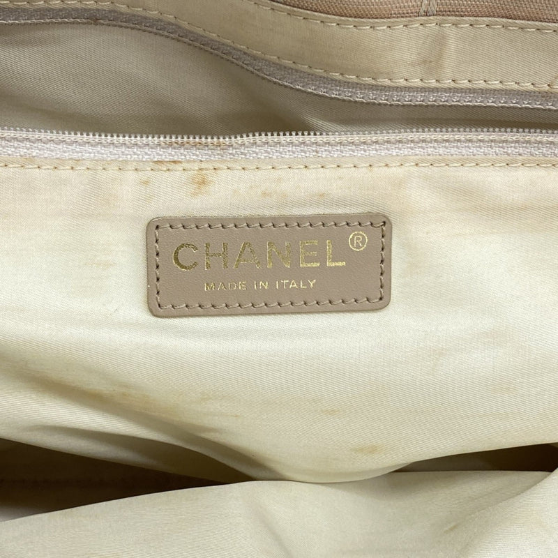 Travel Line Tote Nylon Medium